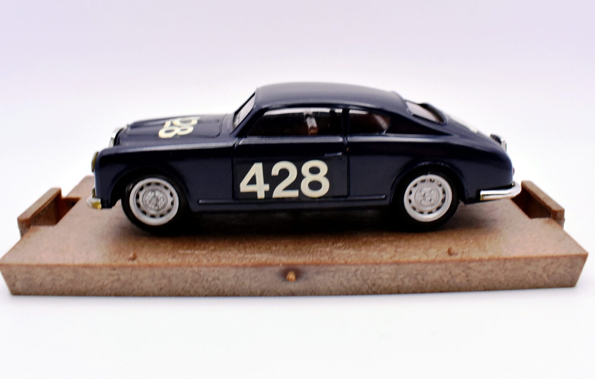 Modellino auto scala 1:43 lancia aurelia B20 Brumm diecast modellismo statico