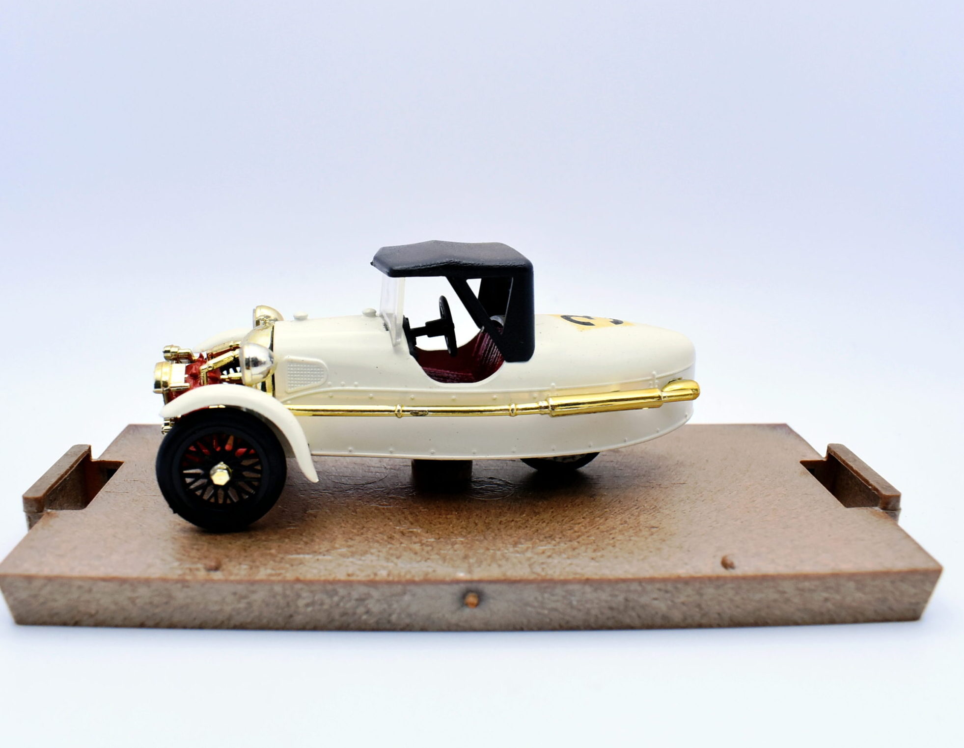 Modellino auto scala 1:43 morgan MX-4 super sport Brumm diecast modellismo statico