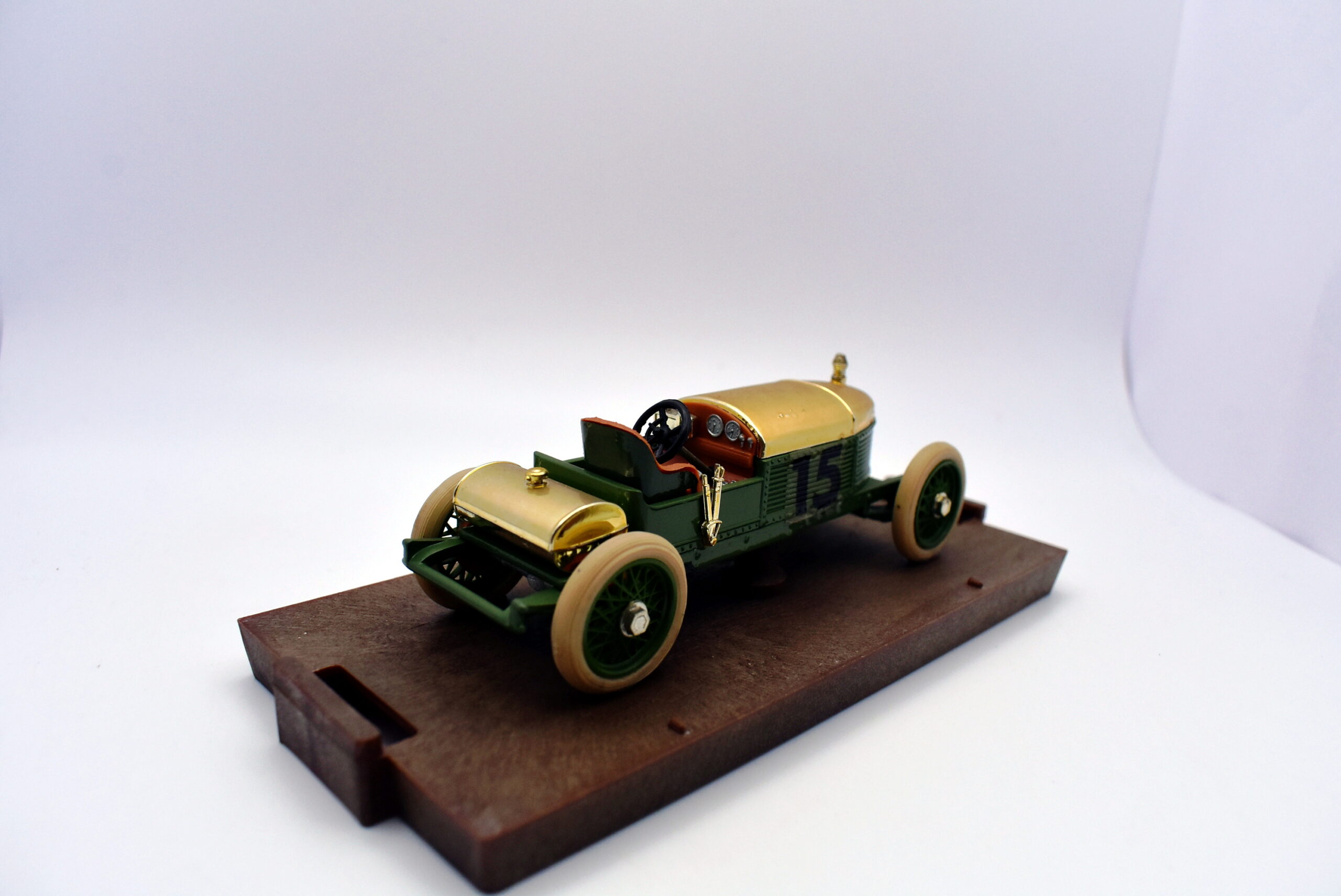 Modellino auto scala 1:43 napier 6 Brumm diecast modellismo statico - Image 4