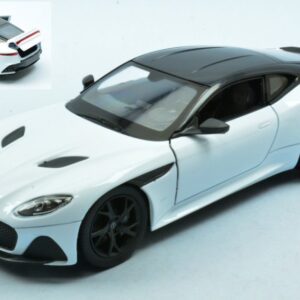 Modellino auto scala 1:24 Welly  ASTON MARTIN DBS WHITE 1:24 diecast modellismo statico