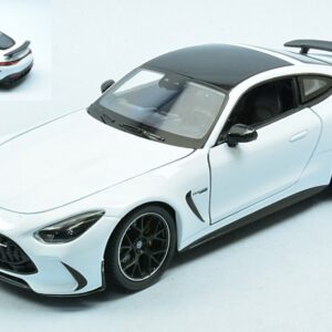 Modellino auto scala 1:24 Welly  MERCEDES AMG GT WHITE 1:24 diecast modellismo statico