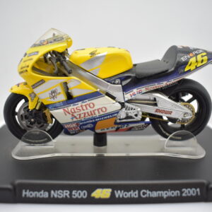 Modellini moto Valentino Rossi 1:18 honda NSR 500 world champion 2001 gp motor bike
