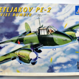 Modellini aerei model kit montaggi PETLJAKOV PE-2 SOVIET BOMBER italeri scala 1:72 modellismo