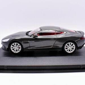 Modellino auto scala 1:43 aston martin vanquish coupe oxford diecast collezione