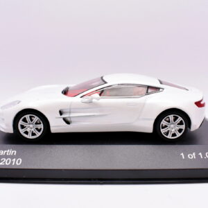 Modellini auto scala 1:43 aston martin one-77 whitebox diecast modellismo collezione