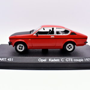 Modellino auto scala 1:43 opel kadett C GTE modellismo statico