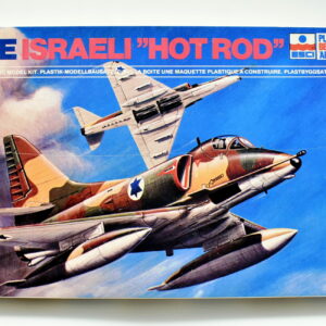 Modellini aerei militari model kit montaggio A-4E ISRAELI HOT ROD esci scala 1:72 modellismo