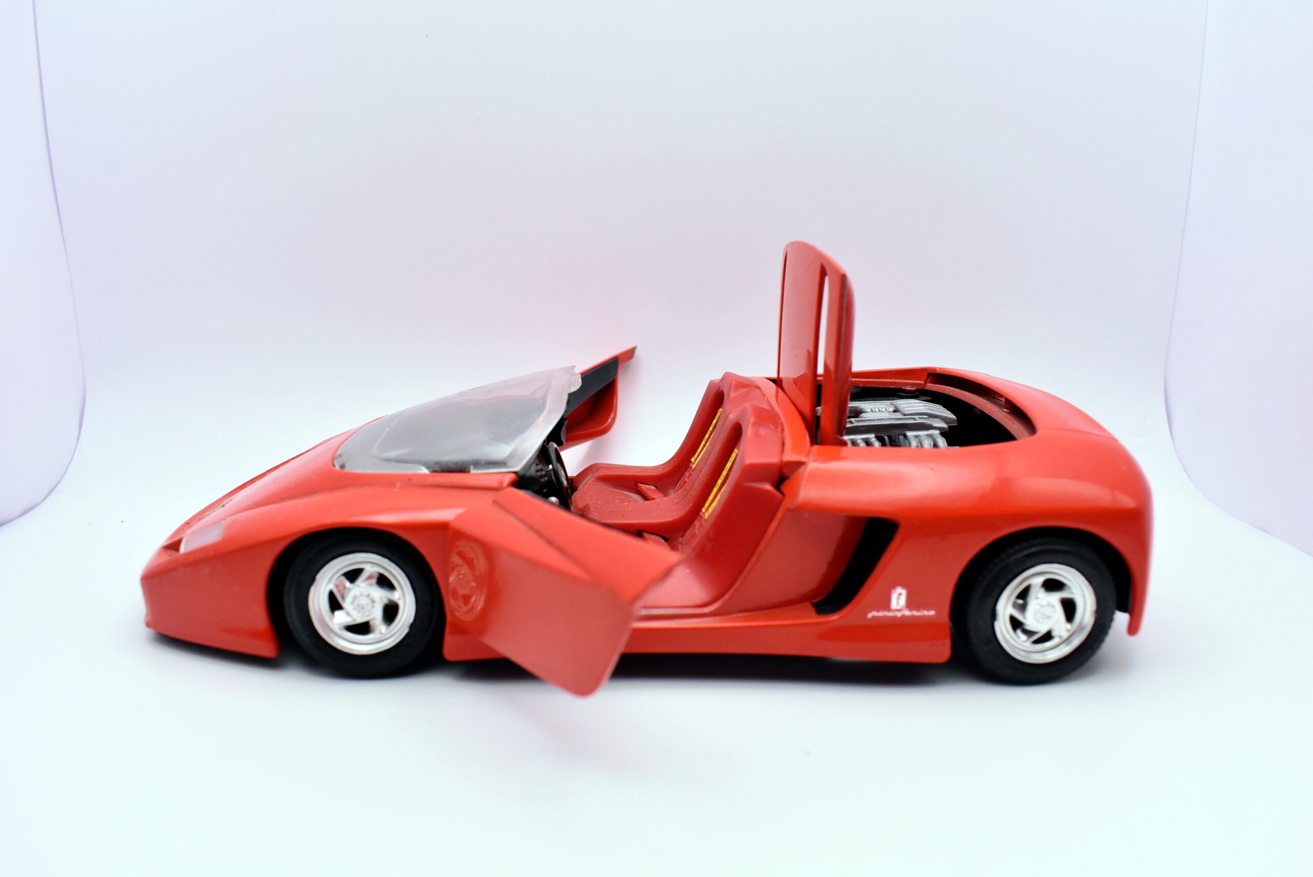 Modellino auto scala 1:24 Ferrari mythos modellismo statico da collezione - Image 2