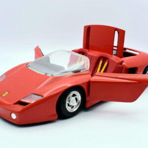 Modellino auto scala 1:24 Ferrari mythos modellismo statico da collezione