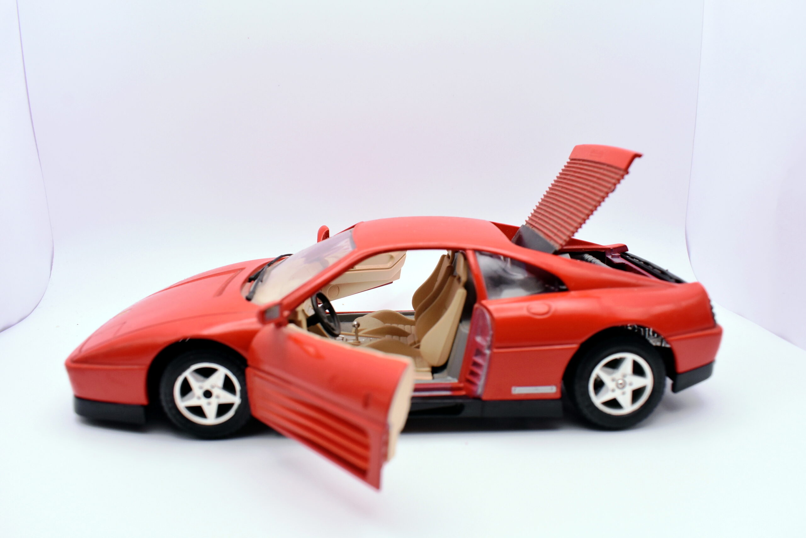 Modellino auto scala 1:24 Ferrari 348 tb Burago modellismo statico da collezione - Image 3