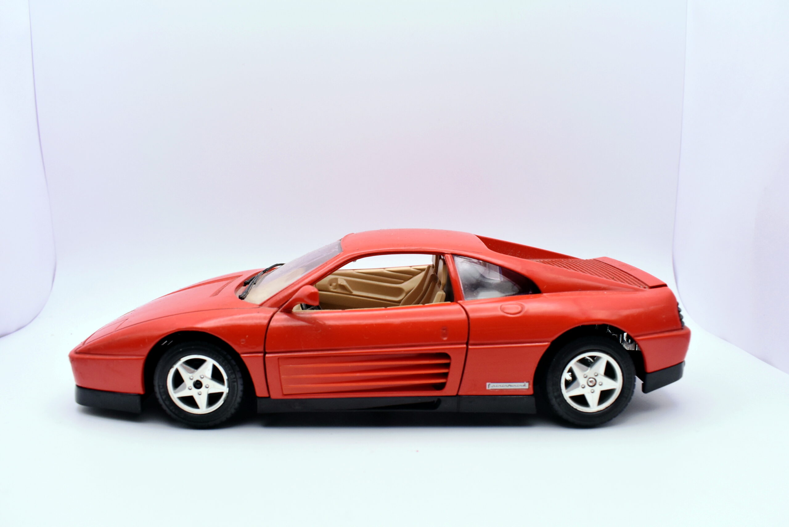Modellino auto scala 1:24 Ferrari 348 tb Burago modellismo statico da collezione - Image 4