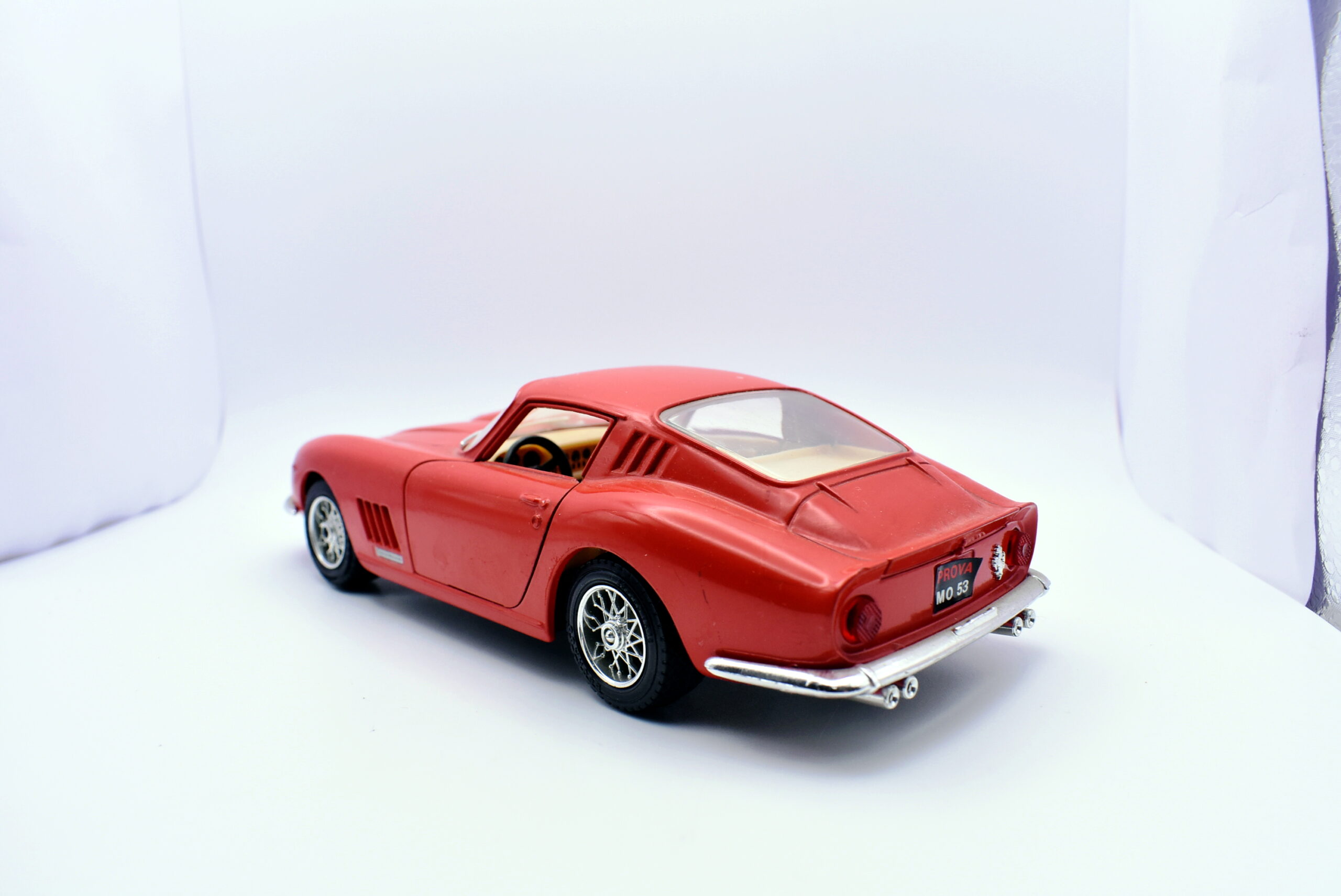 Modellino auto scala 1:24 Ferrari 275GTB 4 Burago modellismo statico da collezione - Image 5