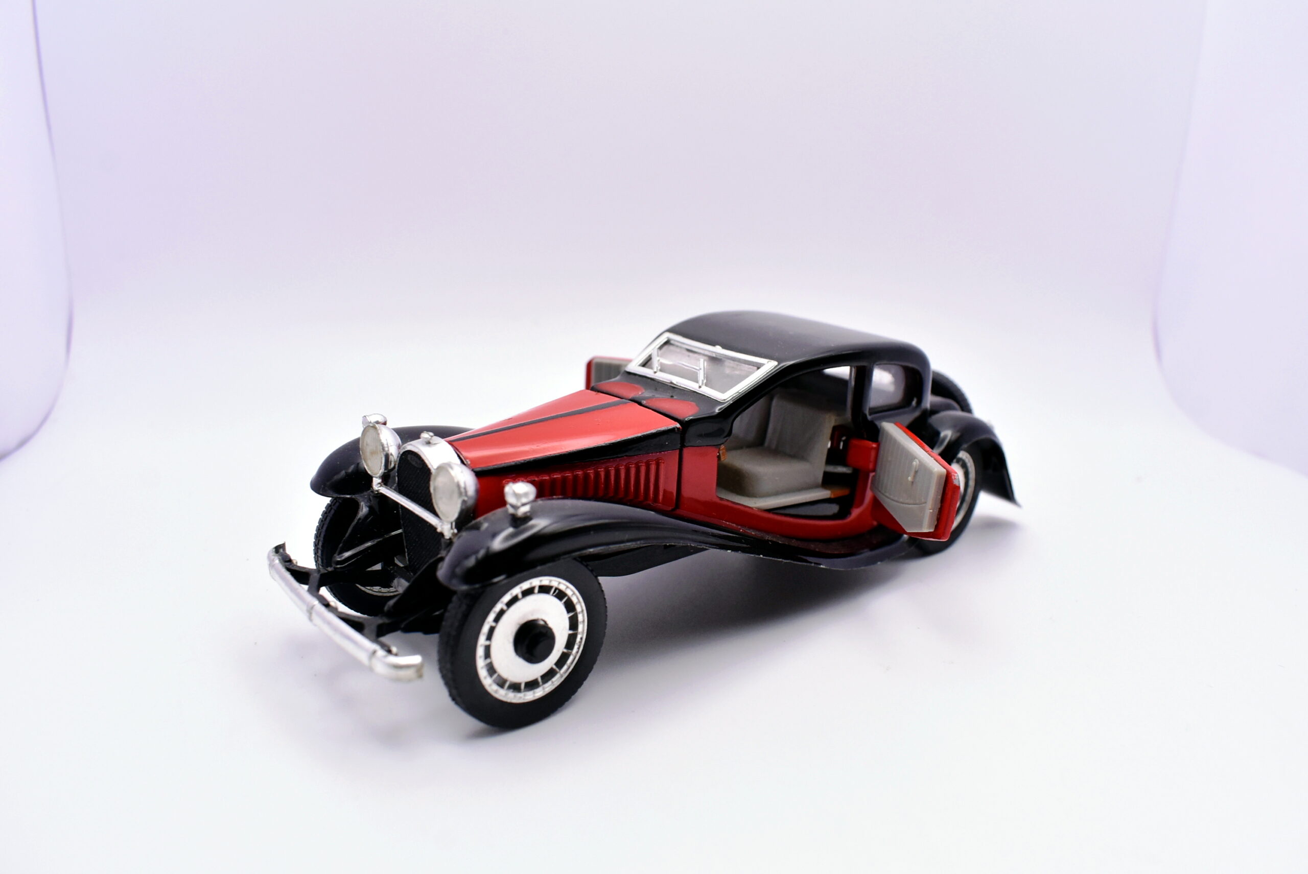 Modellino auto scala 1:43 bugatti t50 Rio diecast modellismo statico usati - Image 5