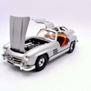 Modellino auto scala 1:36 mercedes benz 300sl corgi toys diecast modellismo statico