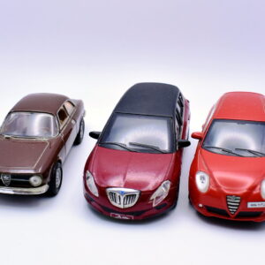 Lotto stock Modellini auto asta p scala 1:43 diecast modellismo da collezione