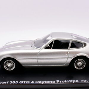 Modellino auto scala 1:43 ferrari 365 GTB 4 daytona prototipo diecast collezione
