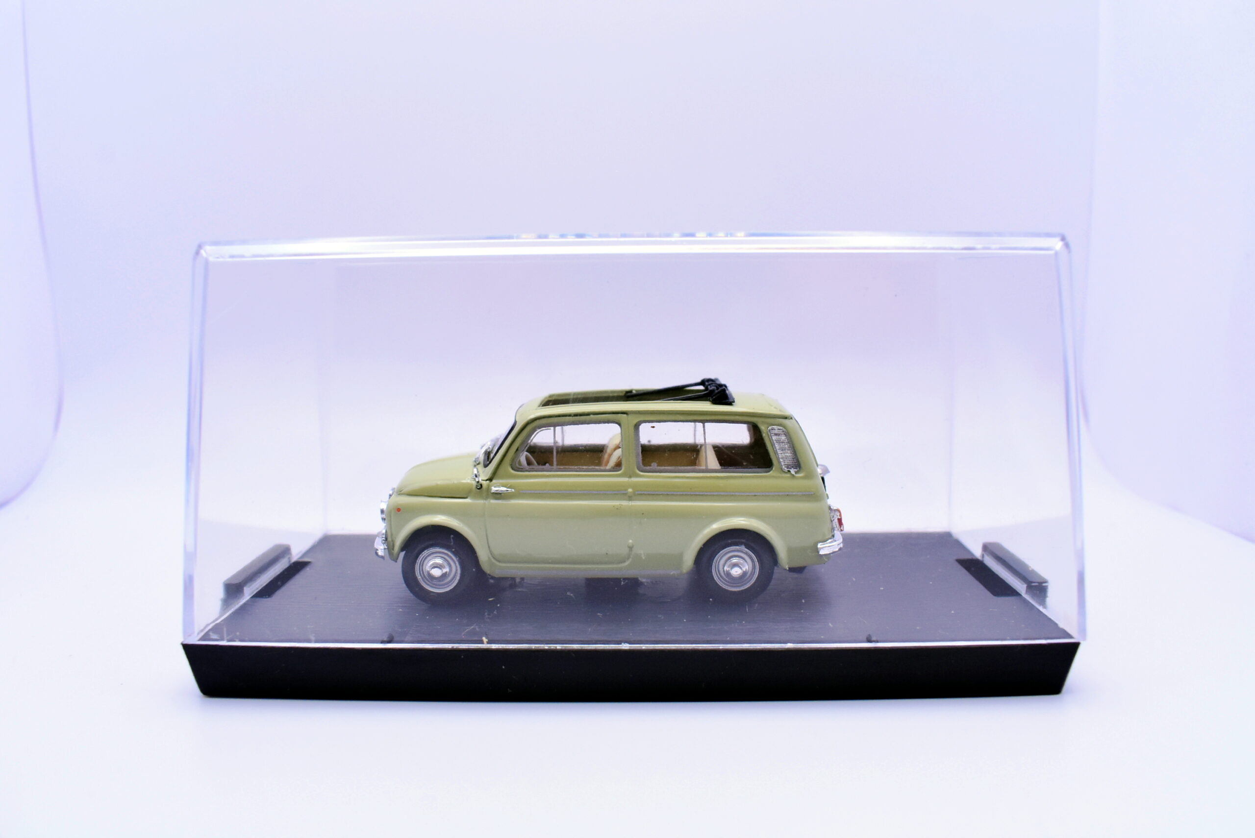 Modellino auto scala 1:43 fiat 500 giardiniera diecast modellismo collezione brumm - Image 2