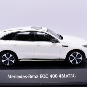 Modellino auto scala 1:43 mercedes benz EQC 400 4matic norev minimax diecast modellismo statico da collezione