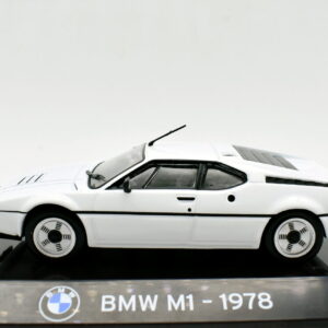 Modellino auto scala 1:43 bmw M1 diecast modellismo statico