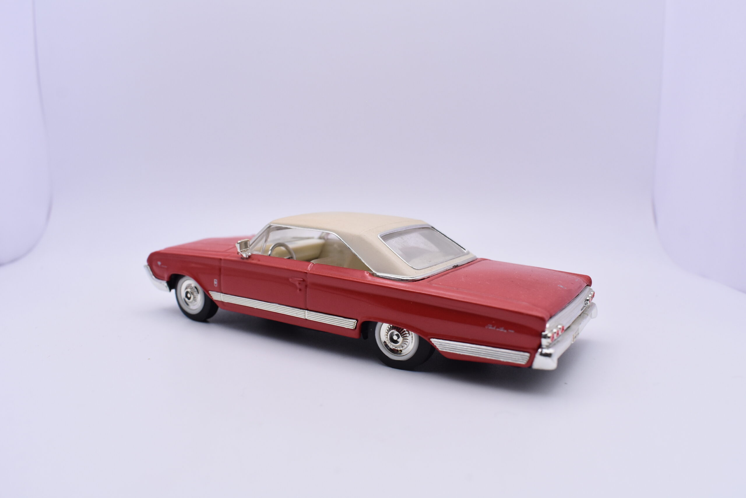 Modellino auto scala 1:43 mercury marauder road signature diecast modellismo statico - Image 3