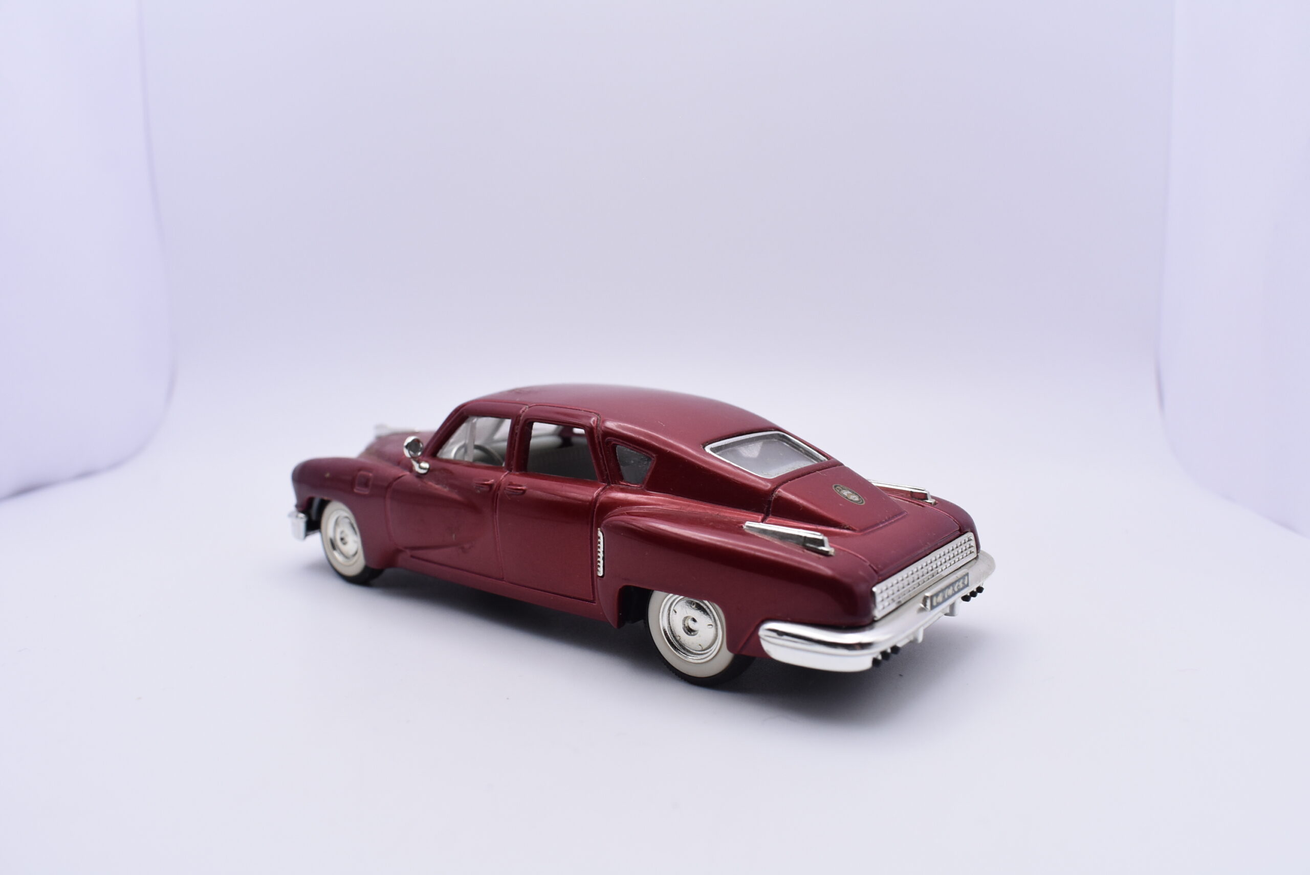 Modellino auto scala 1:43 tucker 1948 road signature diecast modellismo statico - Image 3