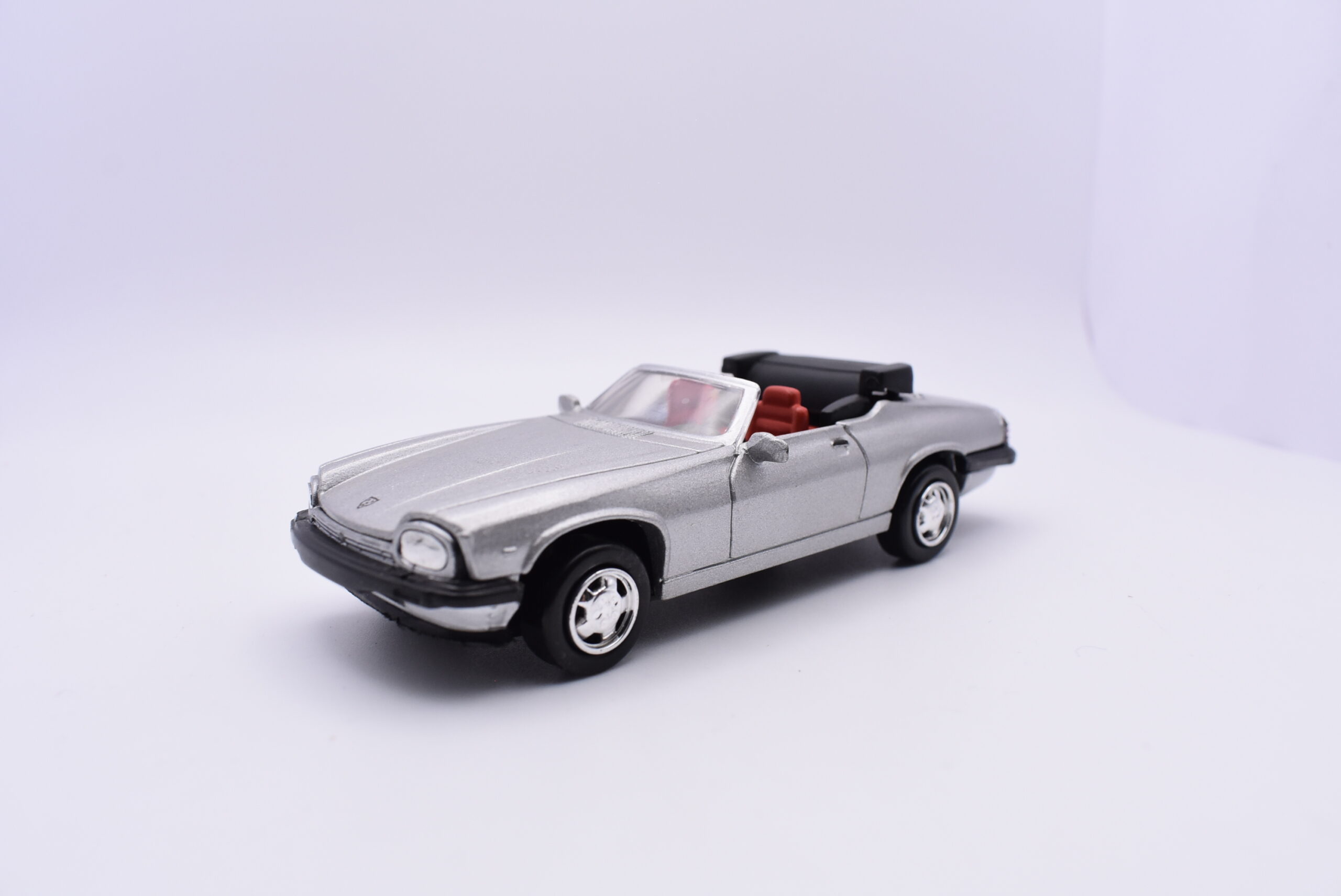 Modellino auto scala 1:43 jaguar xj-s v12 diecast modellismo statico - Image 3