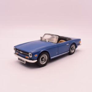Modellino auto scala 1:43 triumph tr6 diecast modellismo statico