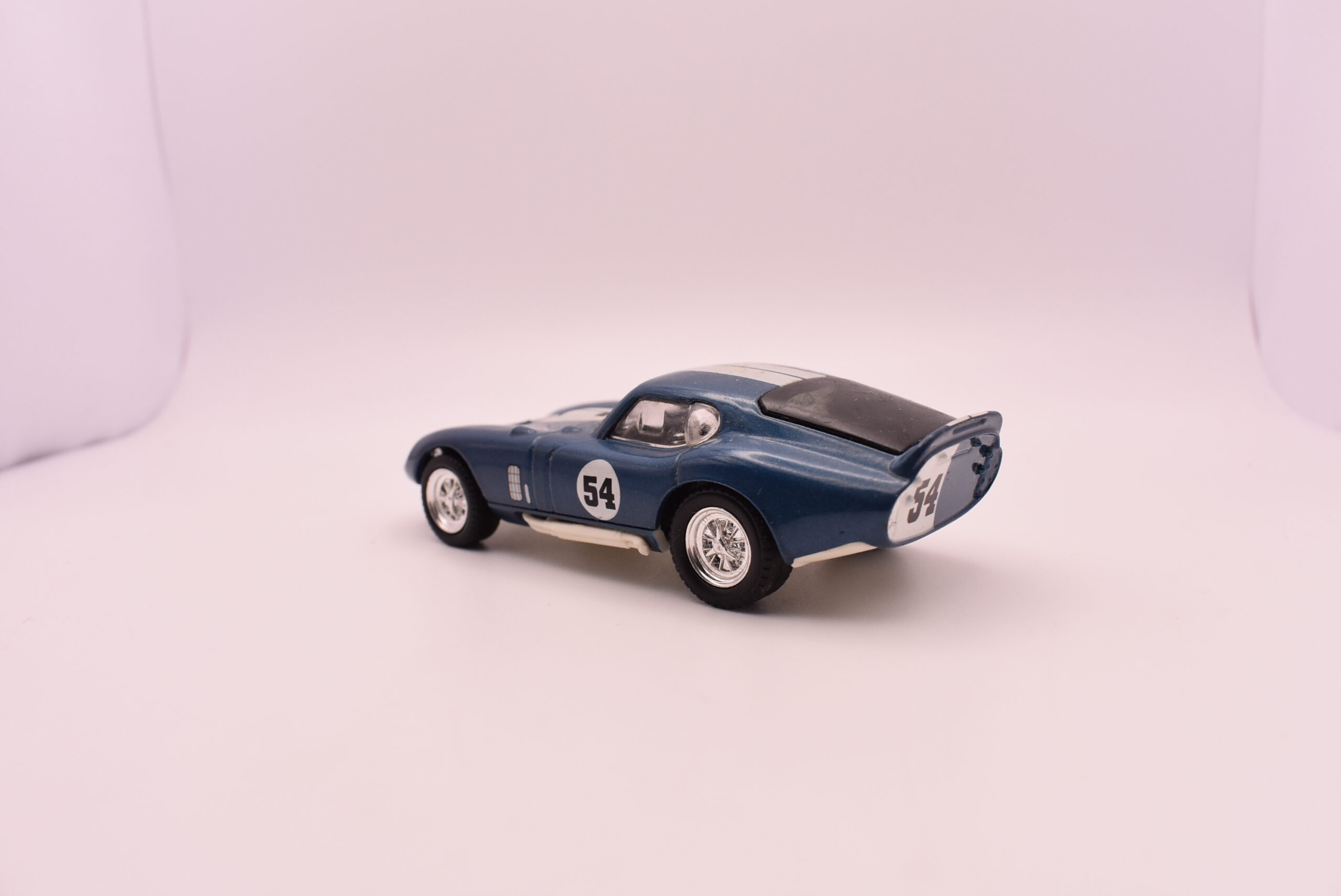 Modellino auto scala 1:43 shelby cobra daytona coupe road signature diecast modellismo statico - Image 3