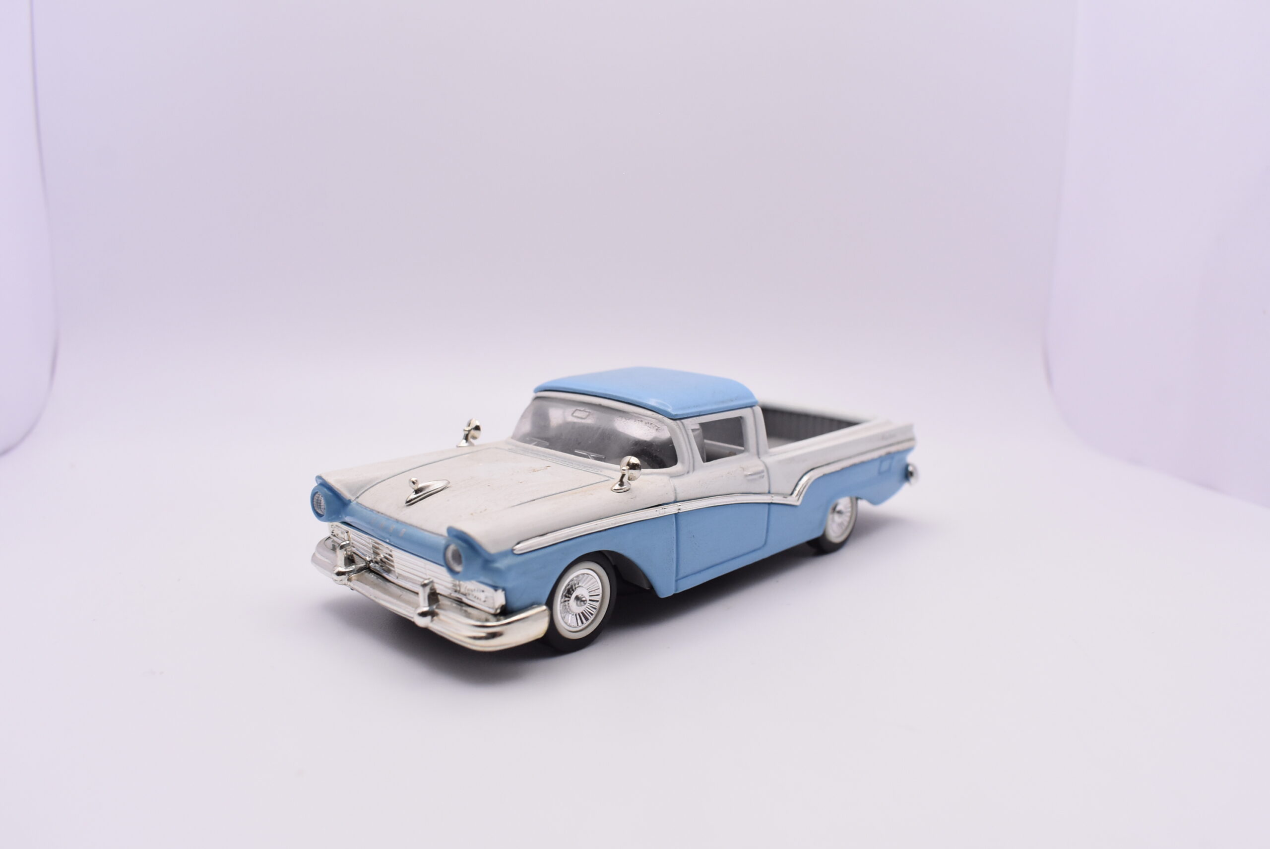 Modellino auto scala 1:43 ford ranchero road signature diecast modellismo statico - Image 3