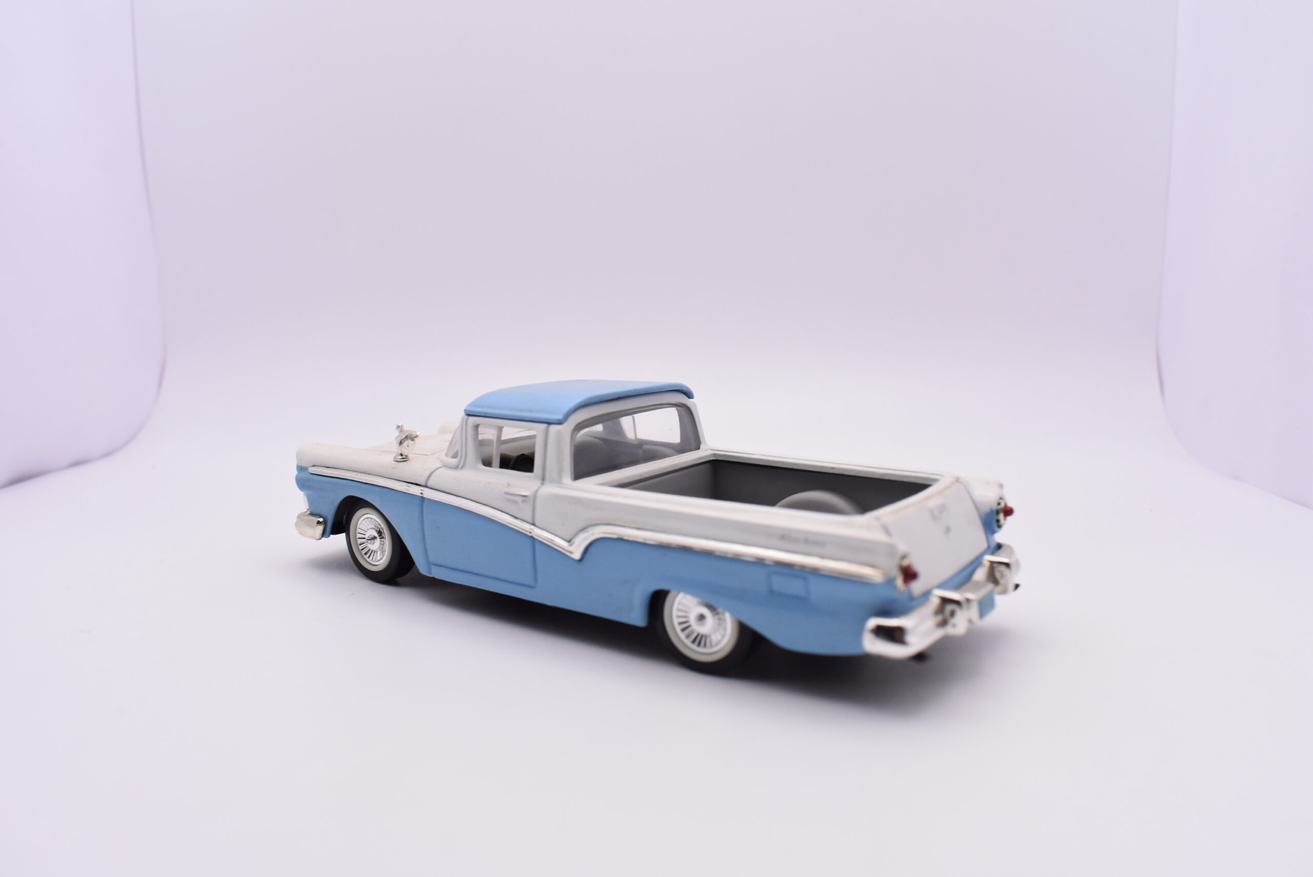 Modellino auto scala 1:43 ford ranchero road signature diecast modellismo statico - Image 4