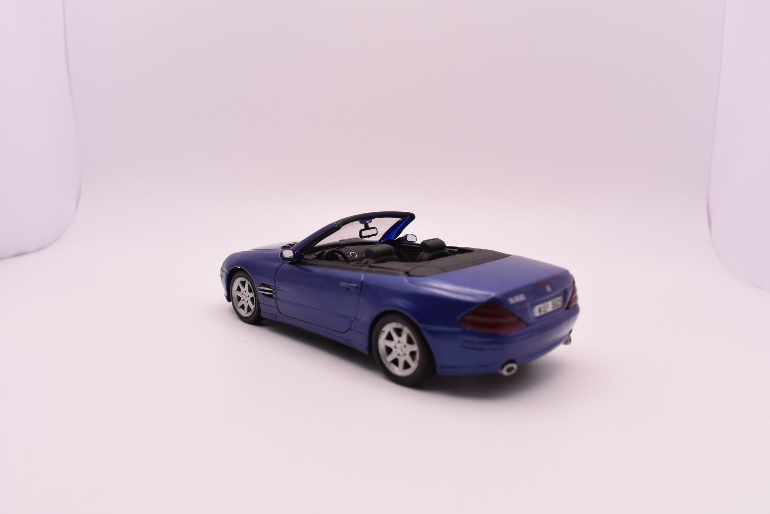 Modellino auto scala 1:43 mercedes benz sl600 diecast modellismo statico - Image 3