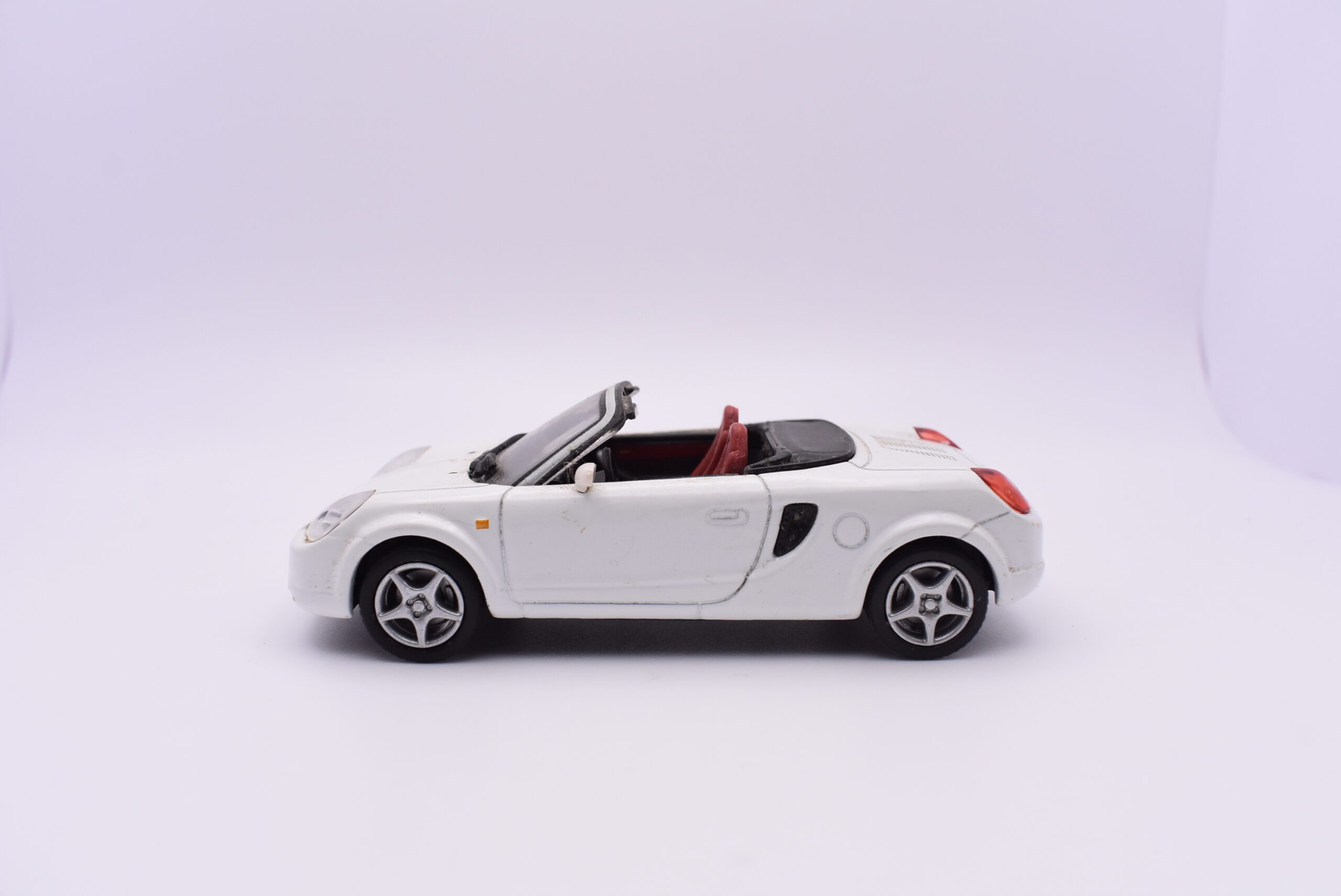 Modellino auto scala 1:43 toyota mr2 diecast modellismo statico