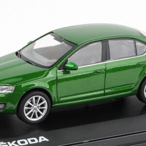 Modellino auto scala 1:43 SKODA OCTAVIA III 2013 GREEN diecast modellismo statico