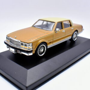 Modellino auto scala 1:43 cadillac seville modellismo statico diecast collezione