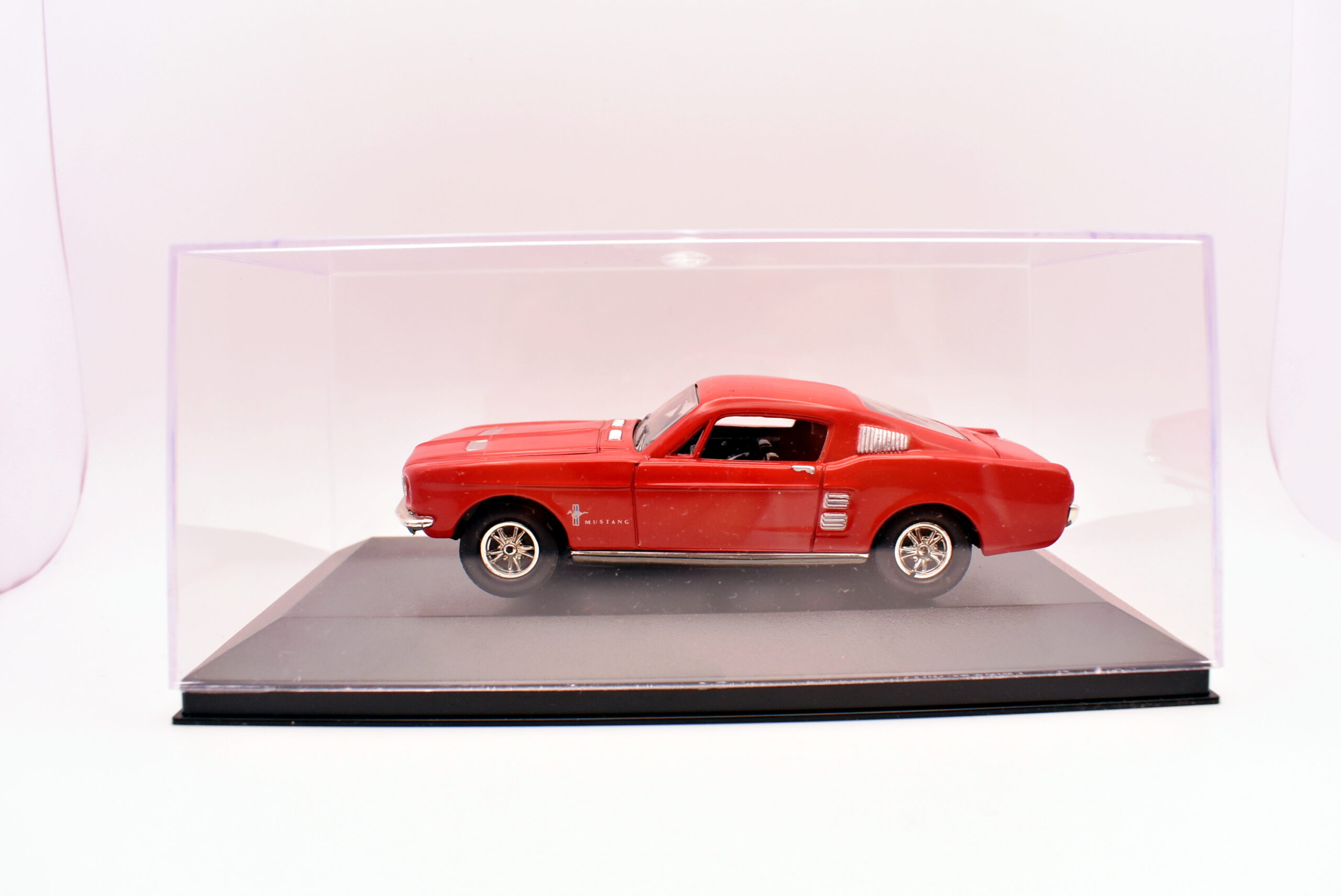 Modellino auto scala 1:43 ford mustang modellismo da collezione - Image 2