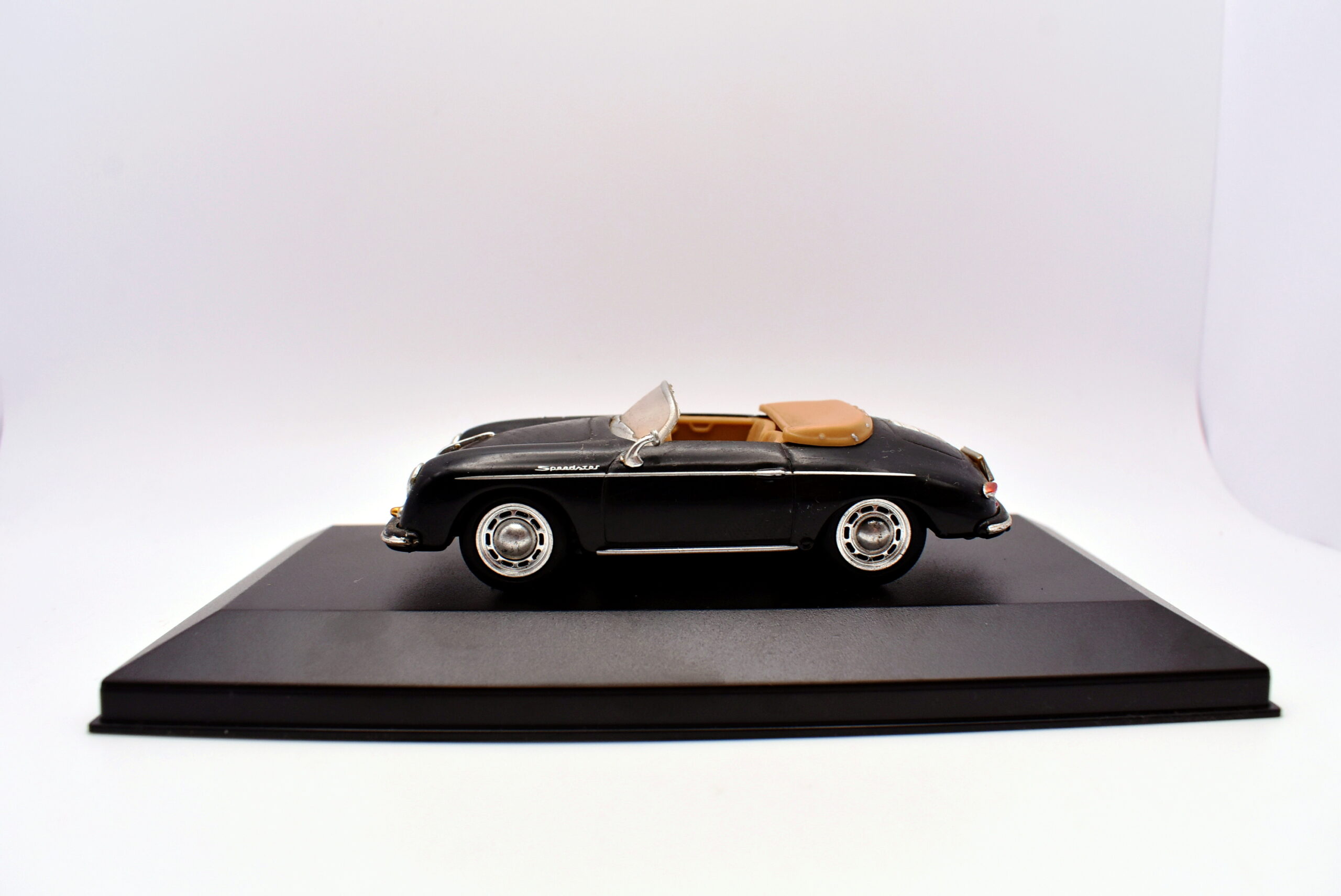 Modellino auto scala 1:43 porsche 356 A carrera speedster modellismo da collezione - Image 2