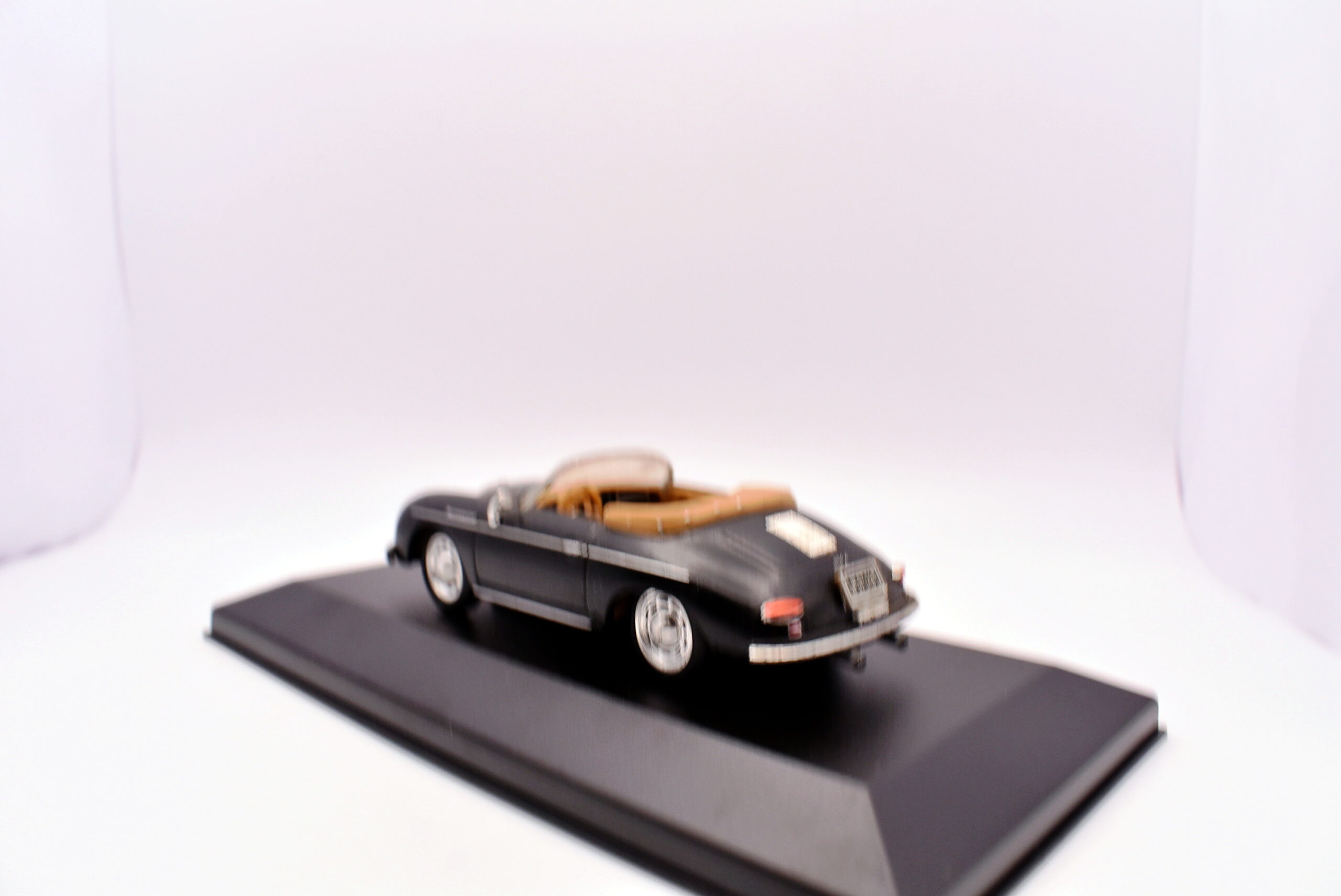 Modellino auto scala 1:43 porsche 356 A carrera speedster modellismo da collezione - Image 3