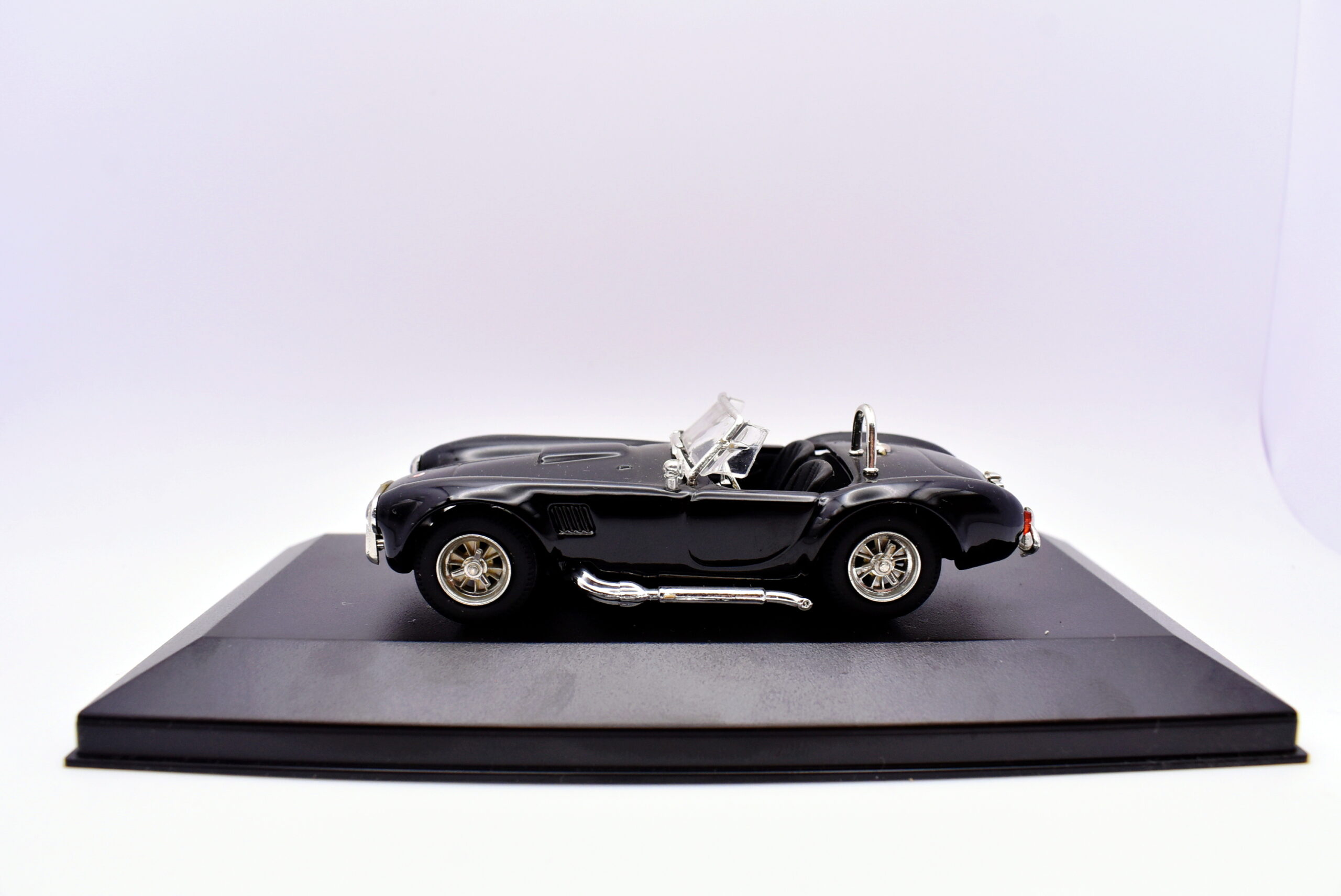 Modellino auto scala 1:43 AC SHELBY COBRA MODEL BOX modellismo da collezione - Image 2