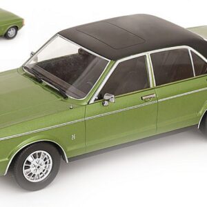 Modellino auto scala 1:18 FORD GRANADA MK I 1972 GREEN diecast modellismo statico