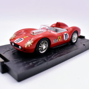 Modellino auto scala 1:43 ferrari 250 TRS racing Brumm diecast modellismo statico