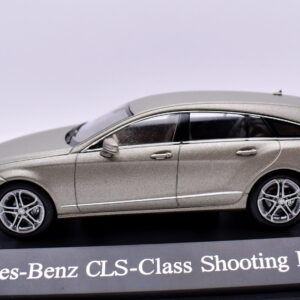 Modellino auto scala 1:43 mercedes benz CLS klasse shooting brake schuco modellismo