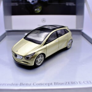 Modellino Auto Scala 1:43 mercedes benz concept bluezero Spark diecast modellismo statico