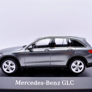 Modellino auto mercedes benz GLC scala 1:43 diecast modellismo statico norev