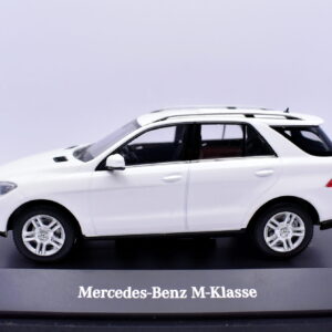 Modellino auto mercedes benz m klasse scala 1:43 diecast modellismo statico minichamps