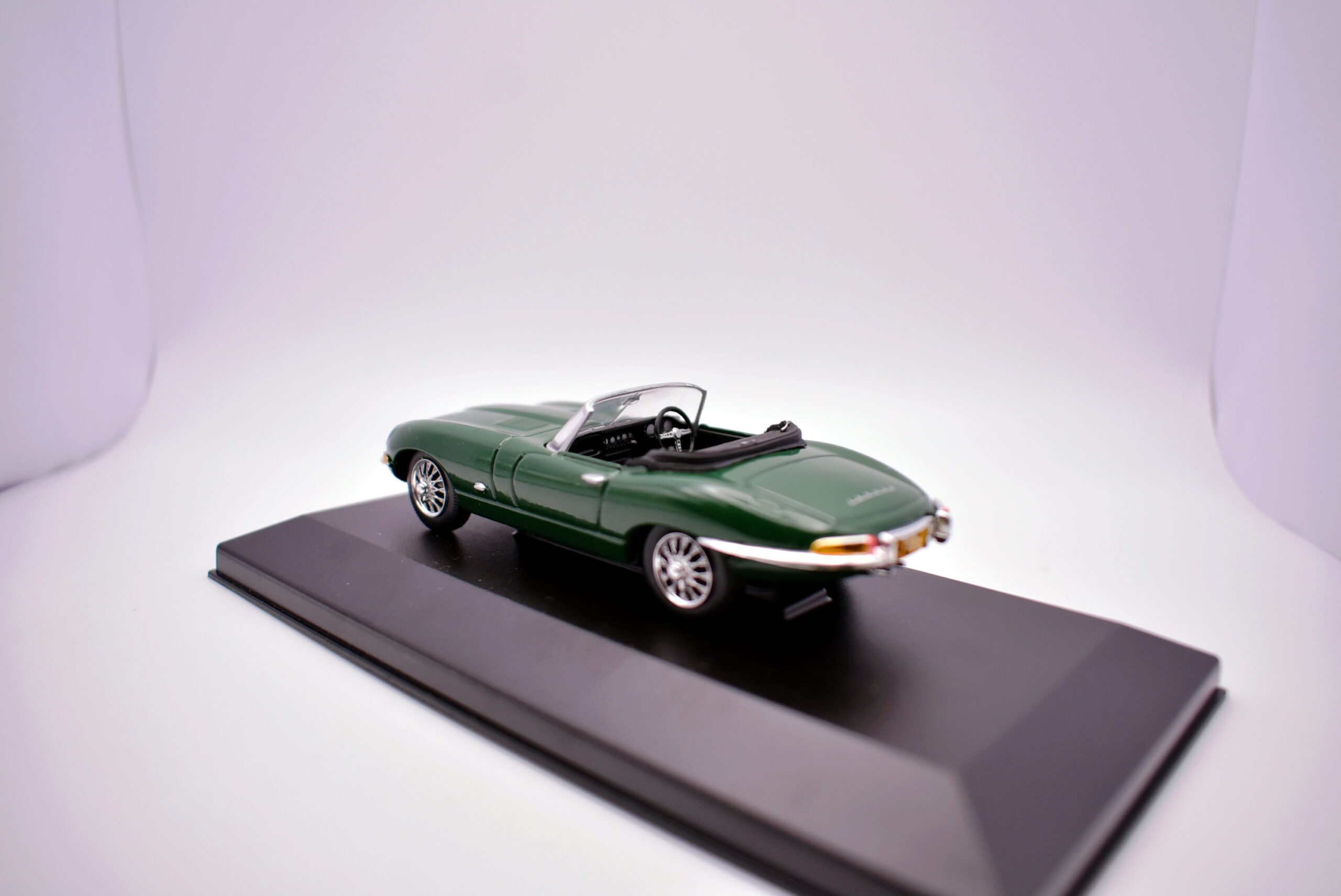 Modellino auto scala 1:43 jaguar e type modellismo da collezione - Image 3
