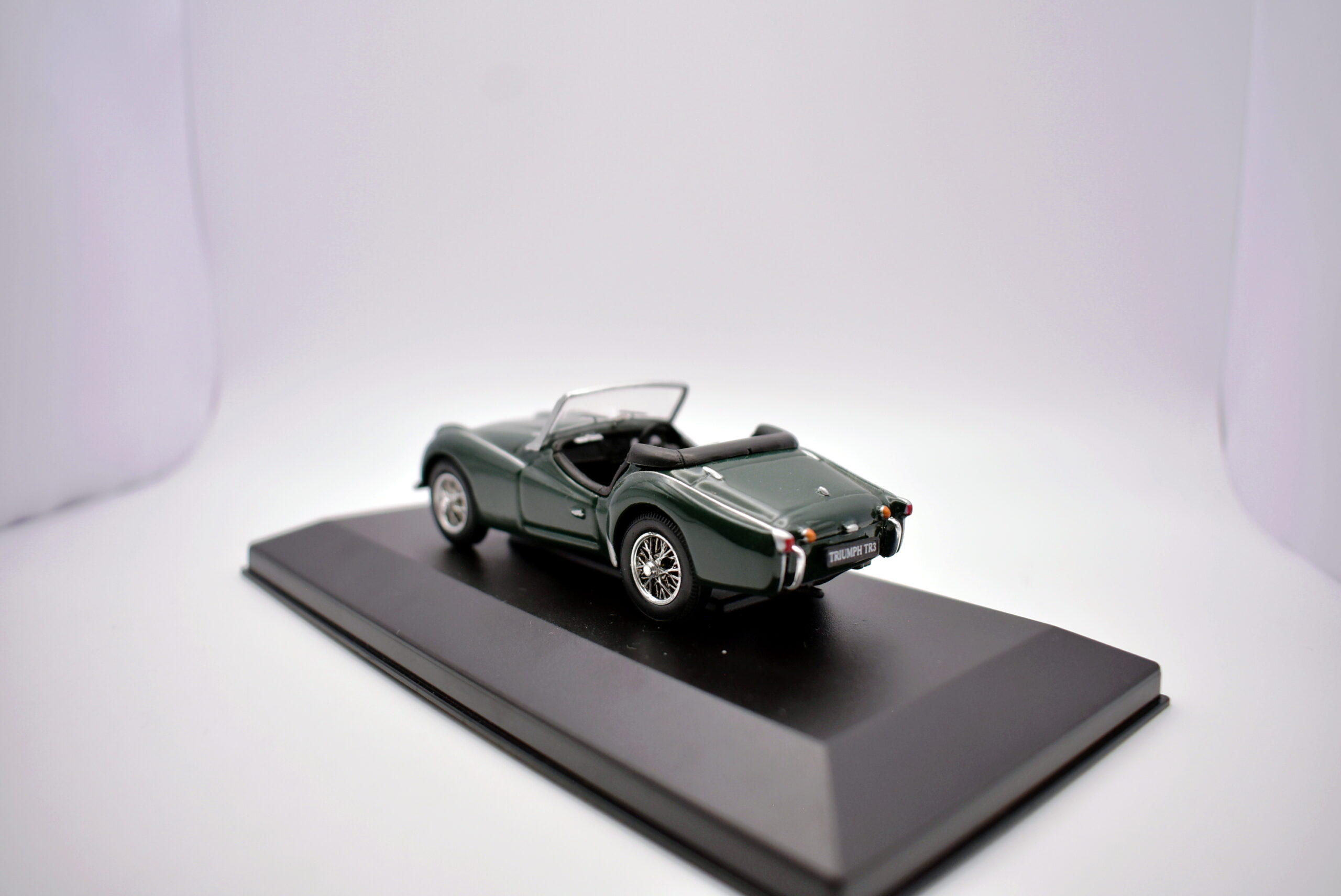 Modellino auto scala 1:43 triumph tr3 modellismo da collezione - Image 4