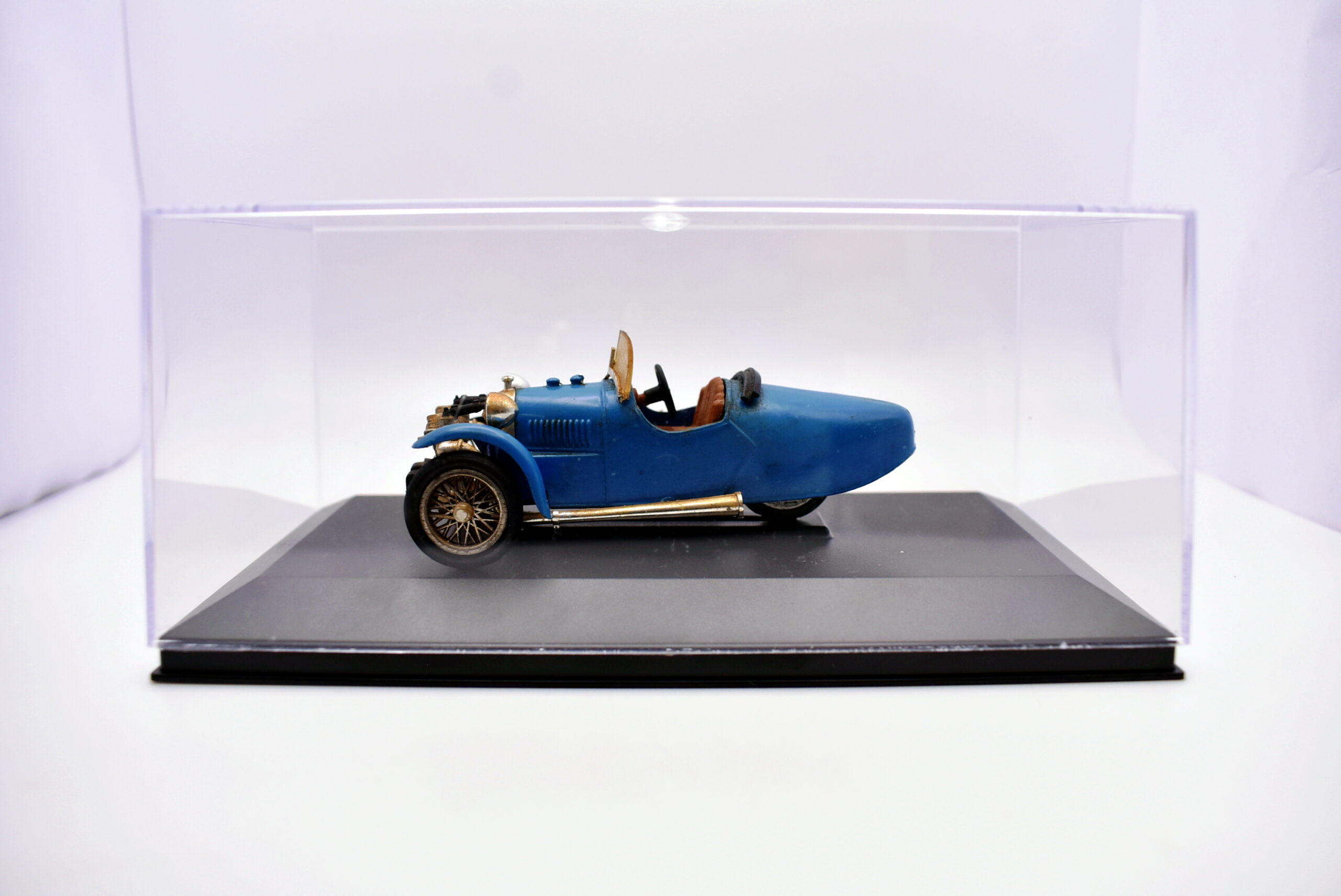 Modellino auto scala 1:43 morgan cyclear 3 wheeler brumm modellismo da collezione - Image 4