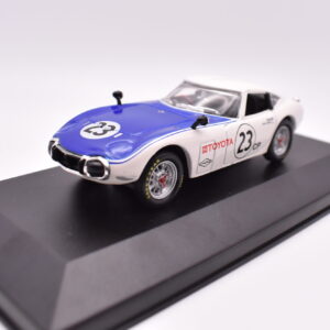 Modellino auto toyota 2000 GT racing scala 1:43 diecast modellismo