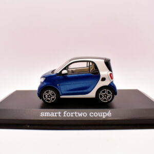 Modellino auto scala 1:43 smart fortwo coupè diecast modellismo collezione Norev