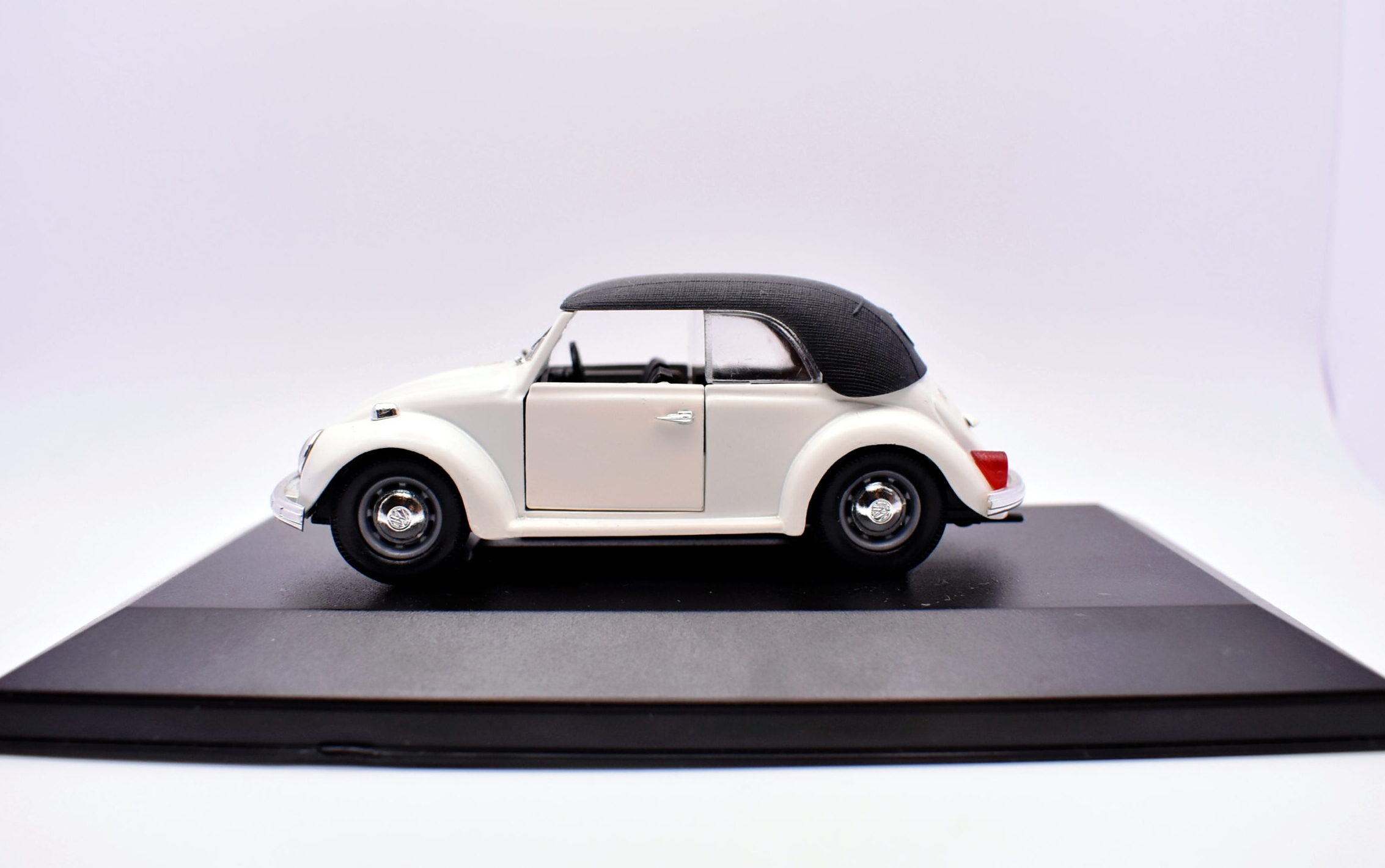 Modellino auto scala 1:43 volkswagen kafer rio diecast modellismo statico - Image 4